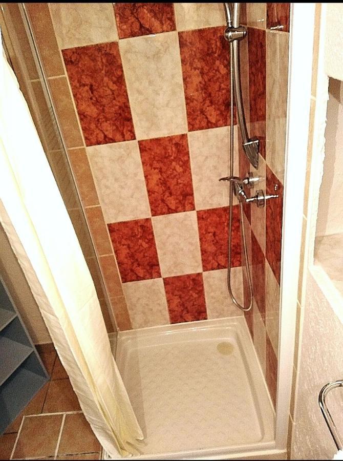 Appartement T1 Quartier Chateau De По Екстериор снимка